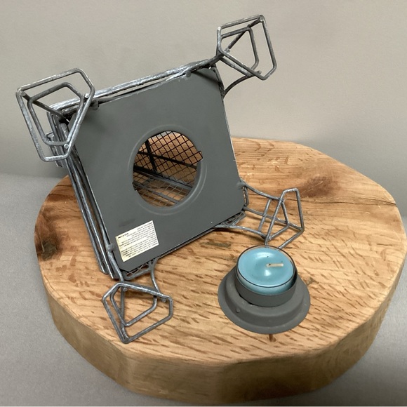 Eiffel Tower - Paris France Votive Tea Light Candle Holder - Metal Crafted Decor - Picture 7 of 10